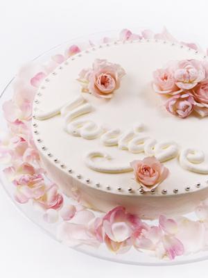 カラードレスが選びやすい販売店